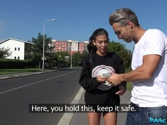 Leie, Paar, Spermaladung, Aufs gesicht abspritzen, Lecken, Im freien, Pov, Öffentlich