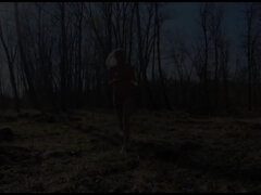 Velké kozy, Blondýna, Kuřba, Prsatá, Stříkání spermatu, Hardcore, Venku, Kozičky