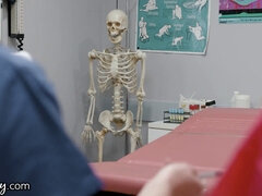 Tyłek, Duży tyłek, Duże cycki, Włochaty, Hardcore, Całować, Pielęgniarka, Cipka