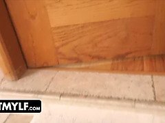 Delicious MILF Gives Her Horny Stepson By Wrapping Her Juicy Lips Around His Pulsating Dick