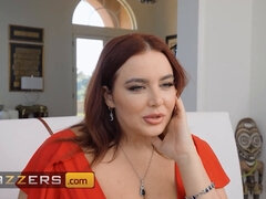 큰 음경, 입에 사정, 깊은목구멍, Hd, 밀프, 자연의 가슴, 보지, 빨간 머리