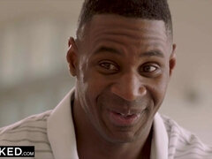 Arsch, Grosser arsch, Blondine, Besamung, Aufs gesicht abspritzen, Interrassisch, Zierlich, Flotter dreier