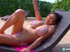 Badpak, Universiteit, Latijnse vrouw, Masturbatie, Buiten