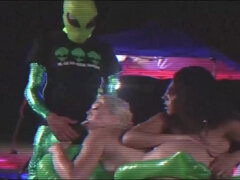 Kotě, Velký zadek, Velké péro, Prsatá, Creampie, Na obličej, Drobounká, Těsné