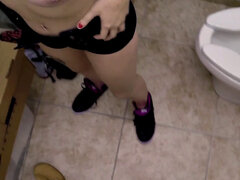 Amatør, Store bryster, Pik sutte, Hundestilling, Håndjob, Trusser, Tatovering, Teenager