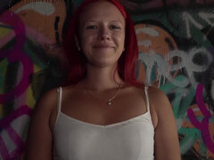 Zadok, Striekanie semena, Európskej, Peniaze, Vonku, Na verejnosti, Krátke vlasy, Vlhká