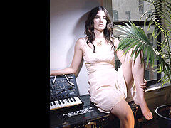 Cobie Smulders masturbate Off challenge