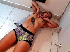 Anale, Fatto in casa, Latina, Massaggio, Mamma che vorrei scoparmi, Solo, Tatuaggi, Tette