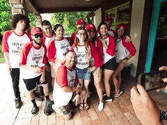 18 éves, Cumizás, Kutya póz, Szőrös, Természetes mellek, Nuni, Vékony, Tini