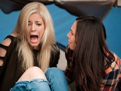 Ξανθιά, Μαλακία με το δάχτυλο για γυναίκες, Φιλί, Λεσβία, Εκτός, Μουνί, Απογύμνωση, Έφηβος