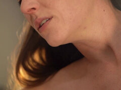 Amatööri, Suihinotto, Ruskeahiuksinen, Pariskunta, Spermaa suussa, Eurooppalainen, Tupakoiva