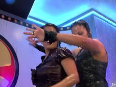 Oblečené, Lesbické, Masturbace, Punčocháče, Párty, Pička, Saténové, Vlhká