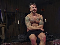 Fesselspiele, Fetisch, Hardcore, Latex, Leder, Lingerie, Milf, Flotter dreier