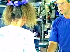 Anaali, Ruskeahiuksinen, Karvainen, Vuosikerta