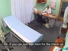 Leie, Blasen, Spermaladung, Fingern, Handjob, Krankenschwester, Muschi, Uniform