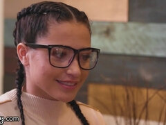 Sedenie na tvári, Žena, Bozkávanie, Výprask, Pička, Vyholené, Teenka, Švédska rojka