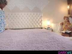 Popó, Hatalmas hátsó, Monumentális dákó, Fekete, Kebles, Ébenfekete, Nagyi, Begyek