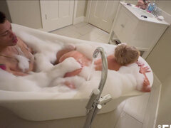 Duże cycki, Obciąganie, Brunetka, Wytrysk, Hd, Masturbacja