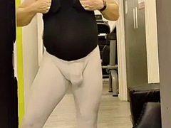 Britisch, Europäisch, Schwul, Sporthalle, Solo