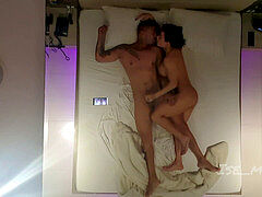 Gesztenyebarna, Kézimunka, Szálloda