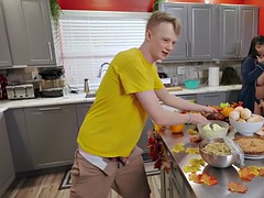 Čierne, Macaté, Ebenové, Upínateľné dildá, Študent, Fajka  sanie, Tetovanie, Švédska rojka