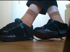 Nylonfe in Old Sneaker, Foot Fetish