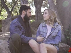 Blondýna, Kuřba, Stříkání spermatu, Na obličej, Výprask, Masturbace, Pička, Teenka