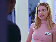 Grosser schwanz, Grosse titten, Blondine, Blasen, Spermaladung, Interrassisch, Verführt, Titten