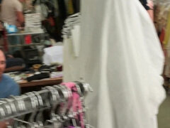 Snatch Off The Rack 1 - Mommy Hunter