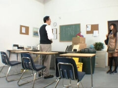 Asiatisch, Blasen, Hd, Natürlichen titten, Rasiert, Socken, Uniform, Nass