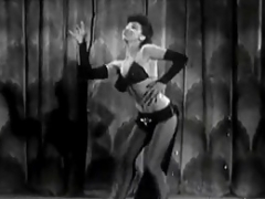 Beautiful Stripper Gives a Hot Striptease (1950s Vintage)