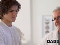 아메리카인, 금발의, 바람핀, 아빠, 보지, 면도된, 아들, 젖가슴