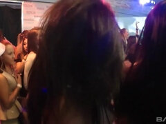 Rubia, Morena, Europeo, Grupo, Interracial, Perforación, Realidad, Tatuaje