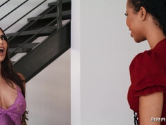 엉덩이, 아기, 오르가슴, 보지, 쓰리섬, 젖가슴, 젖은