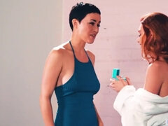 Velké kozy, Nevěsta, Podvádění, Prstění, Lesbické, Výprask, Kozičky