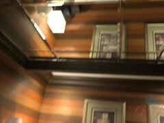 Amatéři, Koupelna, Šaty, Přítelkyně, Podpatky, Různé pohledy, Kouření, Voyeur