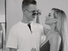 Stor røv, Blondine, Pik sutte, Sædskud, Erotik, Naturlige bryster, Teenager, Bryster