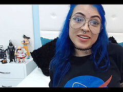 Blue Haired honey toying Her jiggly Pussy