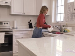 Perverted slim MILF exciting solo video