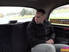 Азиатки, В машине, Секс без цензуры, Лизание, Крошечные, Киски, Чулки, Тайки