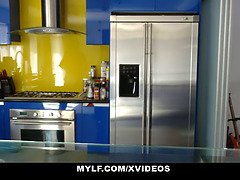 Blasen, Geile alte tussi, Handjob, Hd, Reif, Stiefmutter, Titten