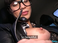 Amatør, Kukk suging, Bil, Bløtkake, Bakfra, Utendørs, Synsvinkel, Fitte