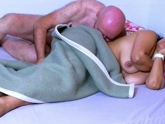 Aus dem arsch in den mund, Grosser arsch, Fingern, Handjob, Latina, Lecken, Reif, Nippel