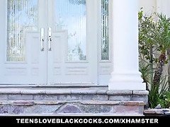 Азиатки, Большие сиськи, Черные, Одетые девушки голые парни, Семяизвержение, Член, Черненькие, Межрасовый секс