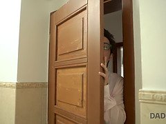 Blondína, Kuřba, Prichytení, Otec, Hardcore, Hd, Pička, Teenka