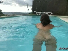 Brunette, Hd, Indier, Naturlig, Svømmepøl, Solo, Teenager, Bryster