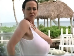 お尻, デカパイ, 気狂い, 巨大, 淫乱熟女, ハメ撮り, 公共, ヴィンテージ