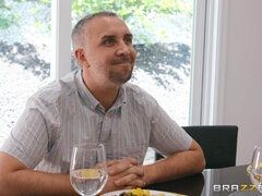 Americké, Velké kozy, Brunetka, Dávení penisem, Rodina, Latinské, Milf žcbp, Vyholené