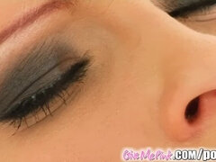 Brunetta, Vibratore, Hd, Masturbazione, Tette naturali, Figa, Rasata, Ragazza