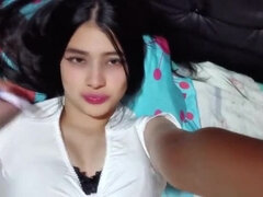 Caught My 18-Year-Old Stepsister Masturbating - Yulieth Gomez Homemade Teen Sex